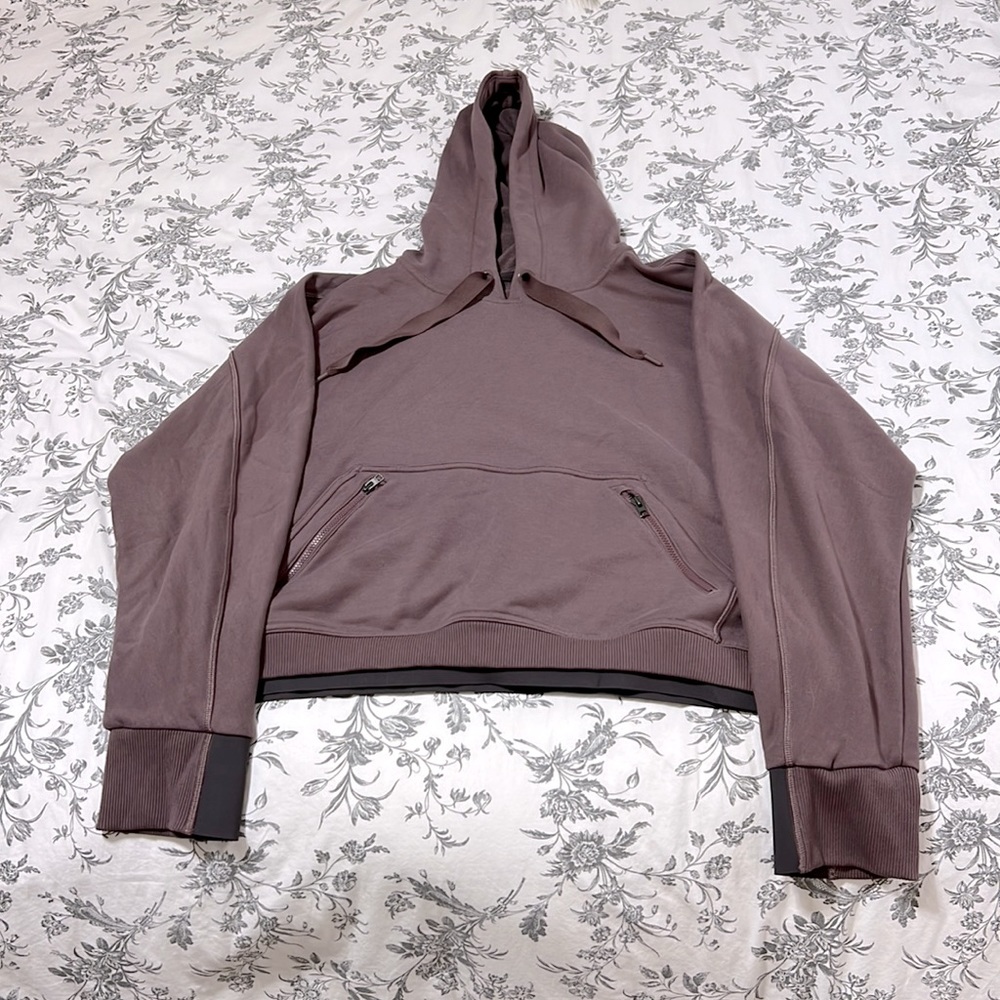 Athleta hoodie with double pockets